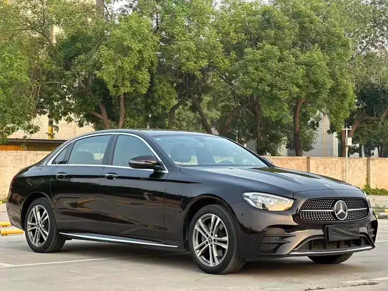 Mercedes-Benz E-Class 2023 Facelift E 260 L Sport Sedan — миниатюра 3