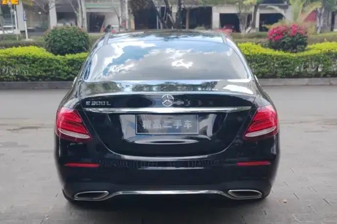 Mercedes-Benz E-Class 2020 Facelift E 300 L Sport Style — миниатюра 4