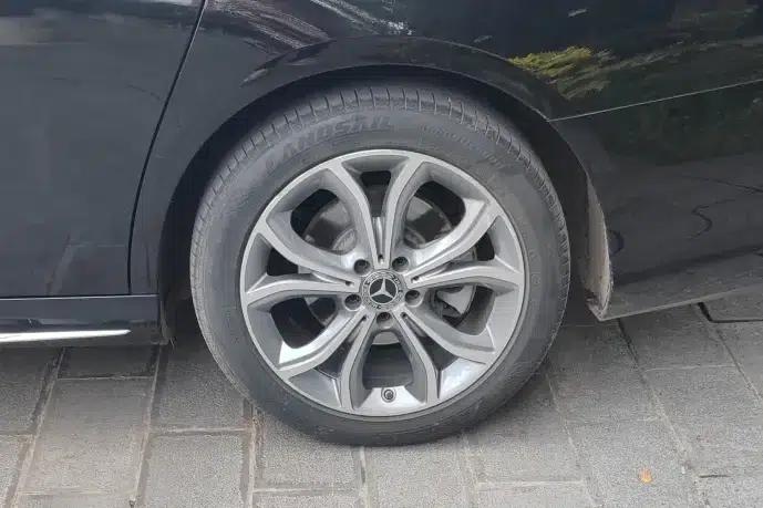 Mercedes-Benz E-Class 2020 Facelift E 300 L Sport Style — миниатюра 8