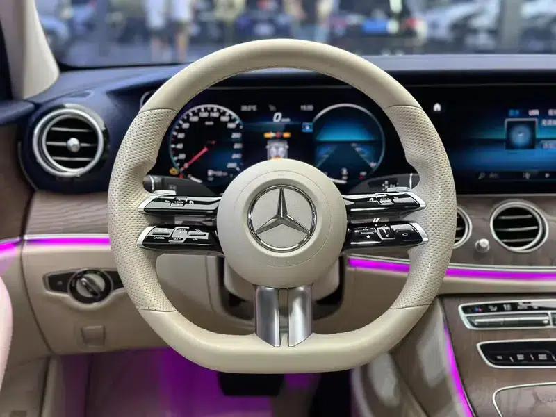 Mercedes-Benz E-Class 2022 Model, Third Facelift, E 300 L Luxury Sport Sedan — миниатюра 13
