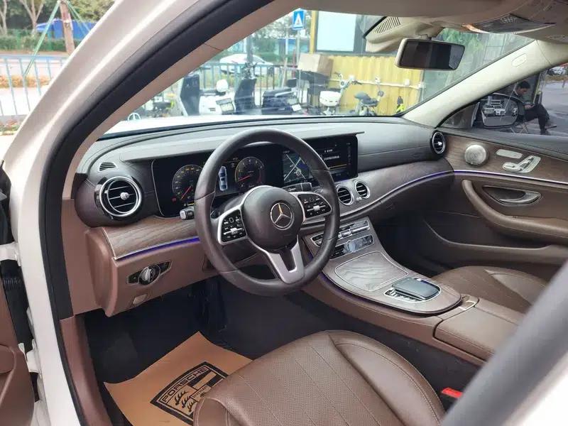 Mercedes-Benz E-Class 2019 Facelift E 300 L Fashion Model — миниатюра 6