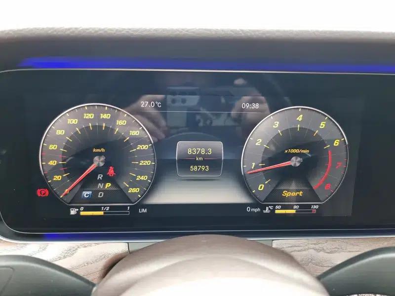 Mercedes-Benz E-Class 2019 Facelift E 300 L Fashion Model — миниатюра 7