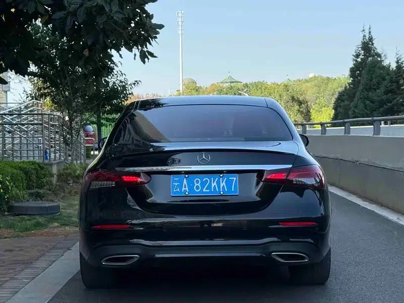 Mercedes-Benz E-Class (Imported) 2023 E 300 Luxury Sport Edition — миниатюра 3