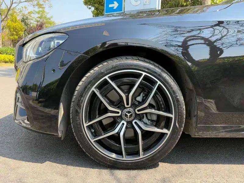 Mercedes-Benz E-Class (Imported) 2023 E 300 Luxury Sport Edition — миниатюра 7