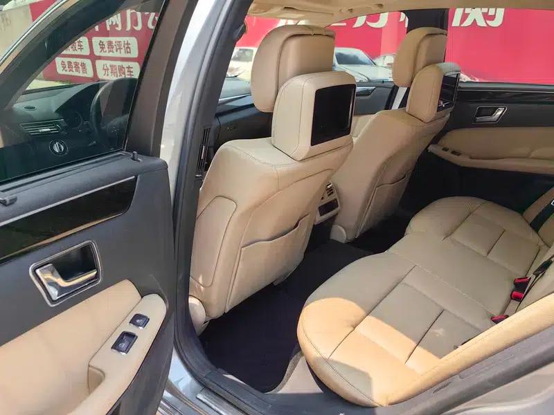 Mercedes-Benz E-Class (Imported) 2009 E 300 Fashion Model — миниатюра 9