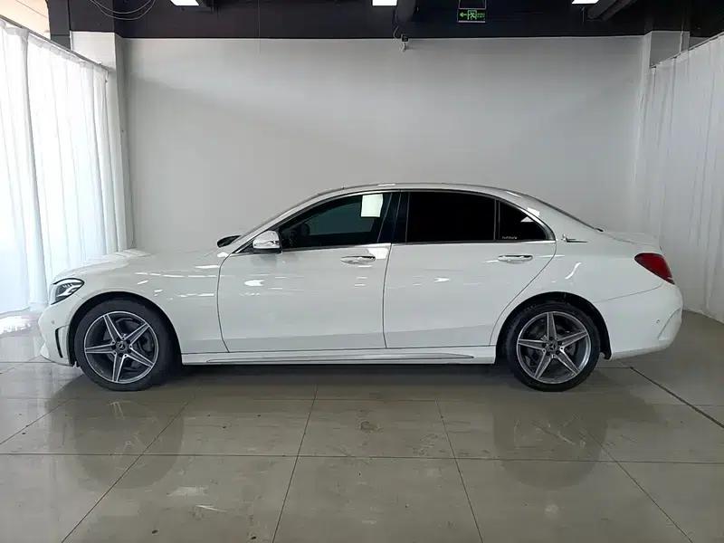 2019 Mercedes-Benz C-Class C 260 L 4MATIC Sport Edition — миниатюра 4