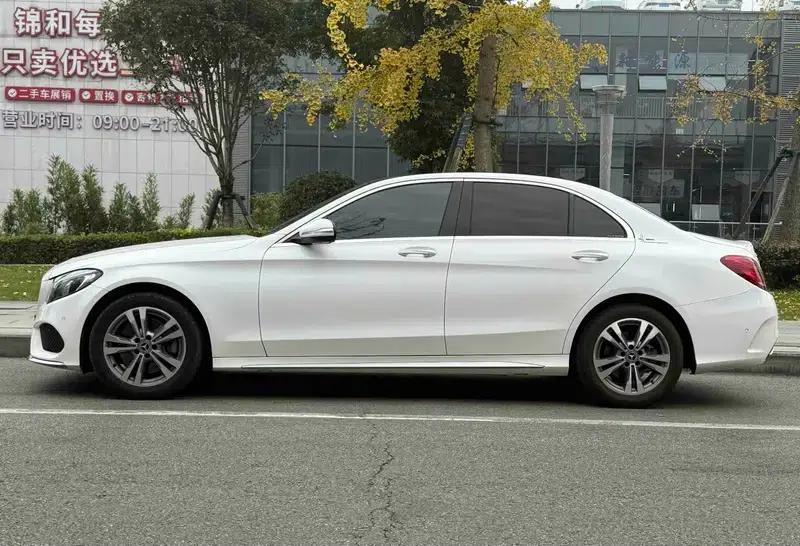 Mercedes-Benz C-Class 2018 C 200 L Sport Achievement Edition — миниатюра 4