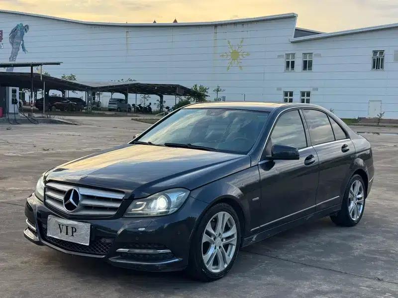 2011 Mercedes-Benz C-Class C 200 CGI Elegance — миниатюра 1