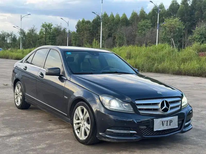 2011 Mercedes-Benz C-Class C 200 CGI Elegance — миниатюра 3