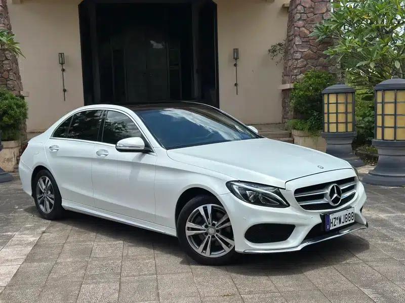 2016 Mercedes-Benz C-Class C 200 L Sport — миниатюра 3