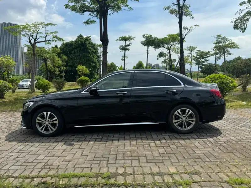 2017 Mercedes-Benz C-Class C 200 L Sport Edition — миниатюра 4