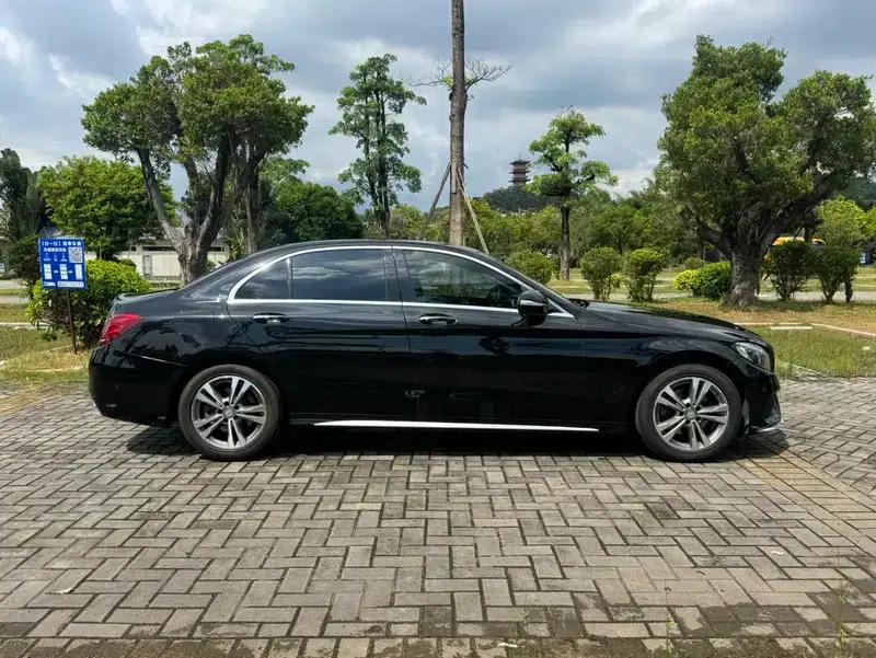 2017 Mercedes-Benz C-Class C 200 L Sport Edition — миниатюра 8