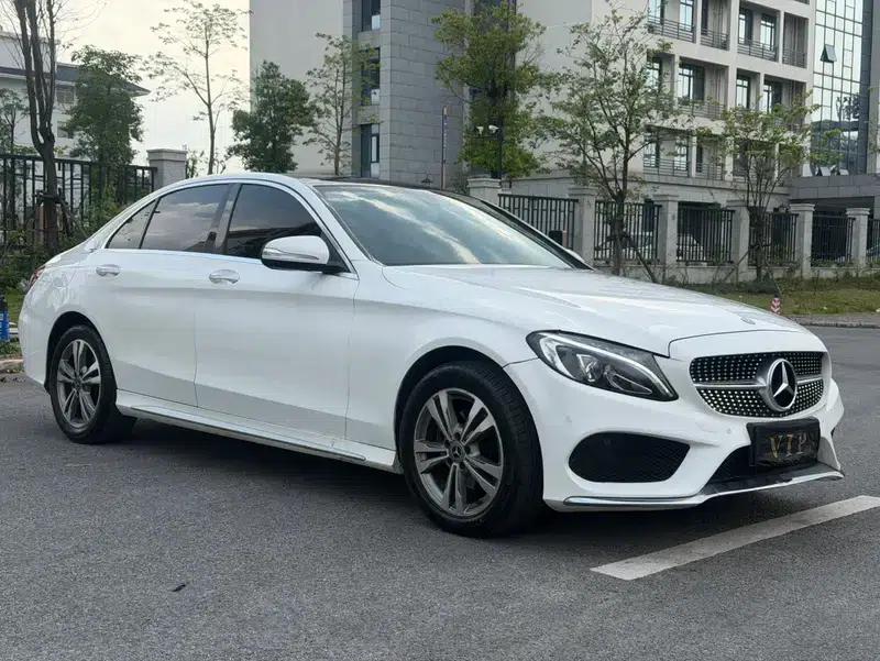 2017 Mercedes-Benz C-Class C 200 L Sport Edition — миниатюра 3