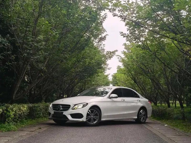 2016 Mercedes-Benz C-Class C 200 Sport Edition — миниатюра 1