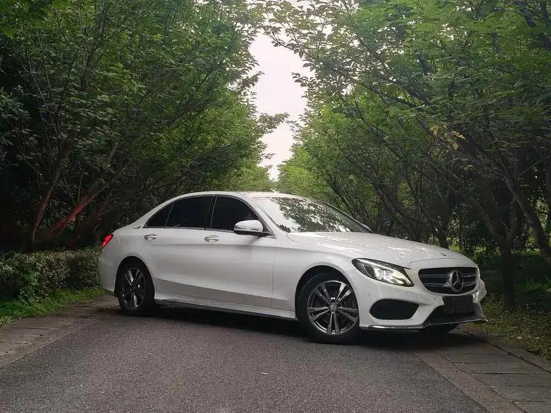 2016 Mercedes-Benz C-Class C 200 Sport Edition — миниатюра 3