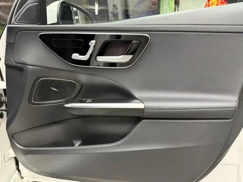 2024 Mercedes-Benz C-Class C 200 L Sport Edition — миниатюра 9