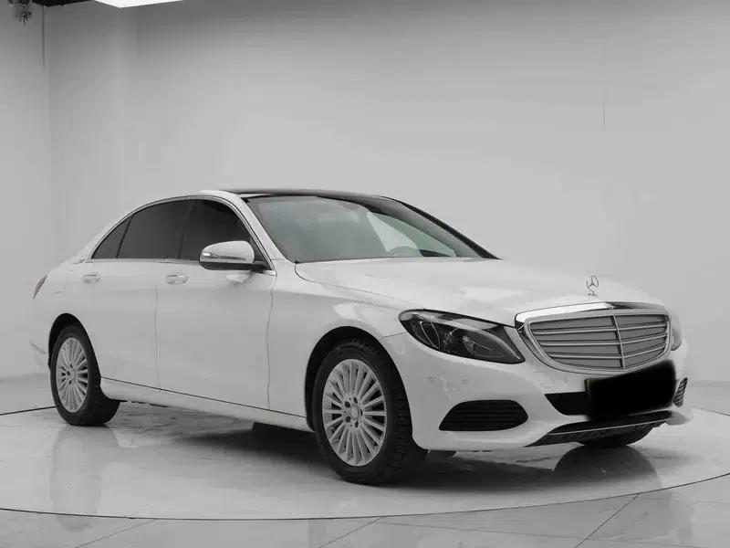 2017 Mercedes-Benz C-Class C 180 L — миниатюра 3