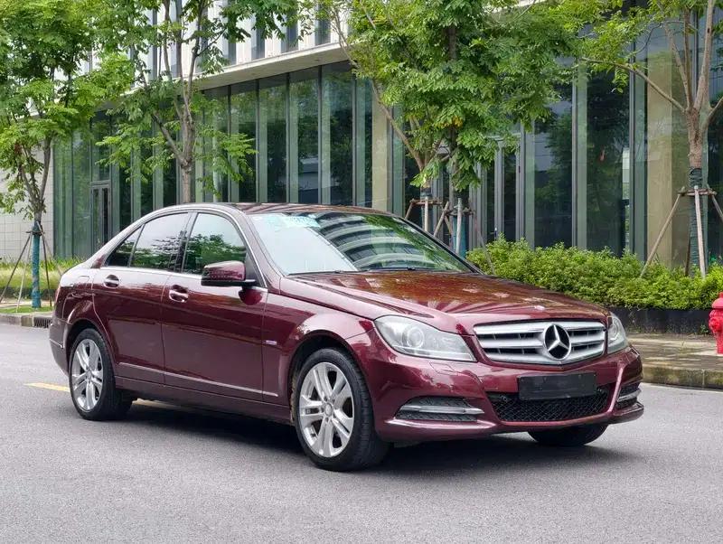 2011 Mercedes-Benz C-Class C 200 CGI Elegance — миниатюра 3