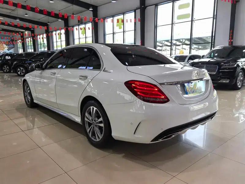 Mercedes-Benz C-Class 2017 Facelift C 200 L Sport Edition — миниатюра 4