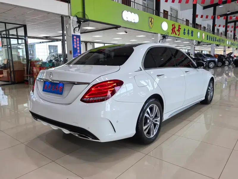 Mercedes-Benz C-Class 2017 Facelift C 200 L Sport Edition — миниатюра 6