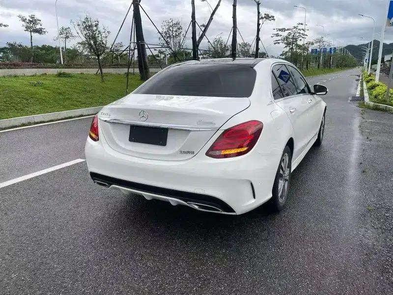 2018 Mercedes-Benz C-Class C 200 L Sport Edition — миниатюра 6