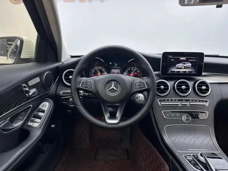 Mercedes-Benz C-Class 2017 Facelift C 200 L Sport Edition — миниатюра 14