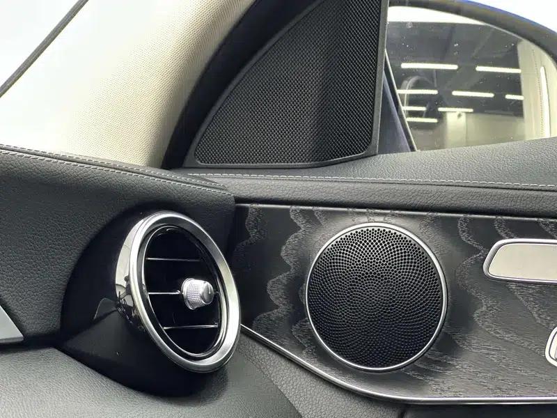 2015 Mercedes-Benz C-Class C 200 L Sport — миниатюра 10