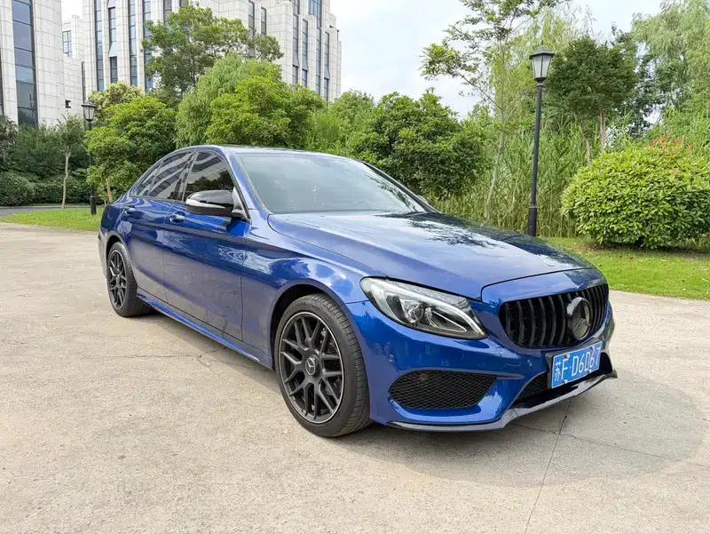 2017 Mercedes-Benz C-Class C 200 Sport Edition — миниатюра 3