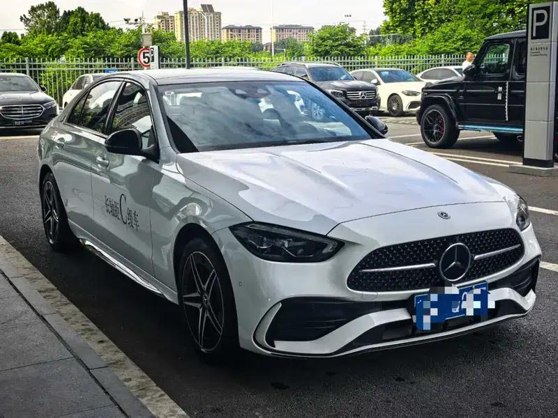 2024 Mercedes-Benz C-Class C 260 L Midnight Sport Edition — миниатюра 3