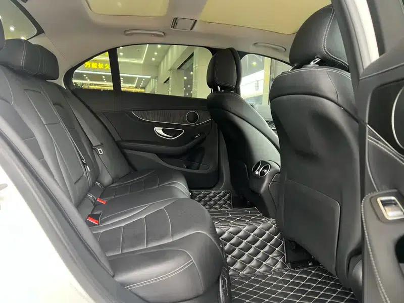 2015 Mercedes-Benz C-Class C 200 L Sport — миниатюра 18