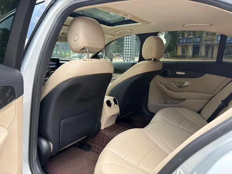 2016 Mercedes-Benz C-Class C 180 L Sport — миниатюра 14