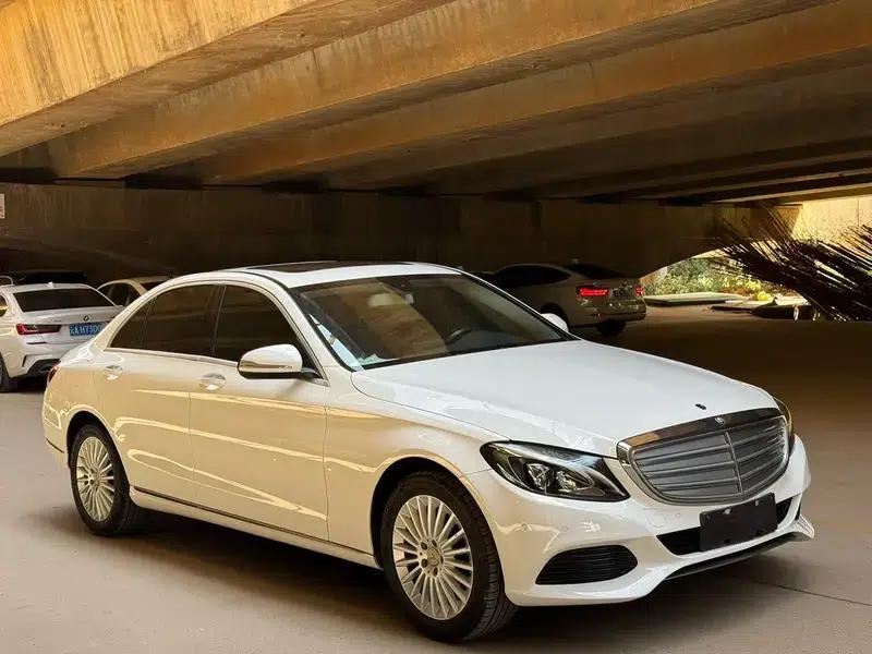 2015 Mercedes-Benz C-Class C 180 L — миниатюра 3