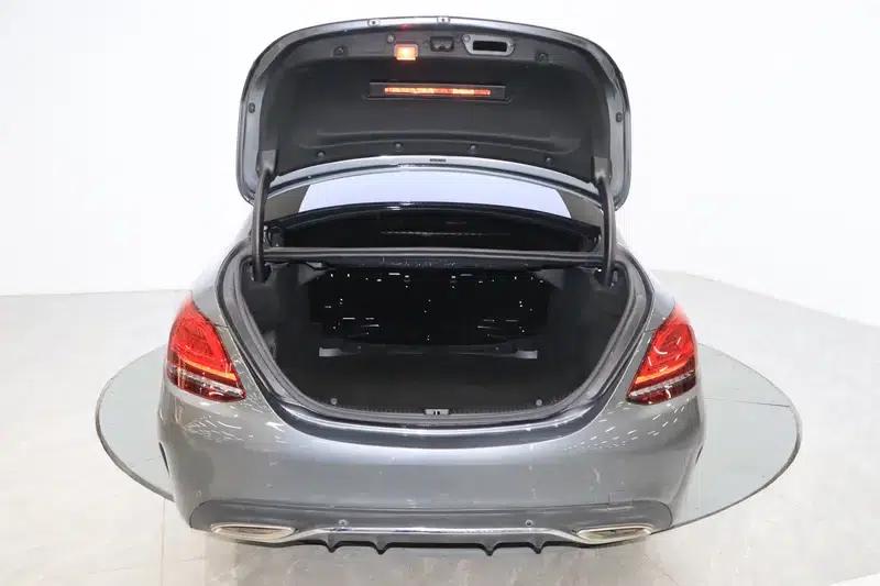 2020 Mercedes-Benz C-Class C 260 L Sport Edition — миниатюра 20