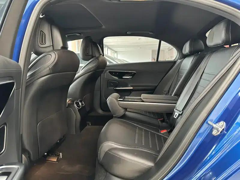 2023 Mercedes-Benz C-Class C 200 L Sport Edition — миниатюра 10