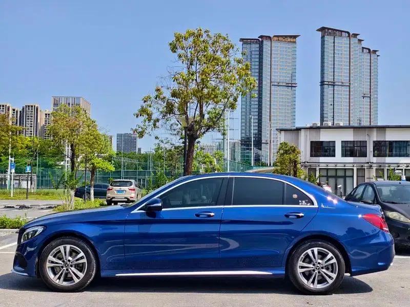 Mercedes-Benz C-Class 2017 Facelift C 200 L Sport Edition — миниатюра 3