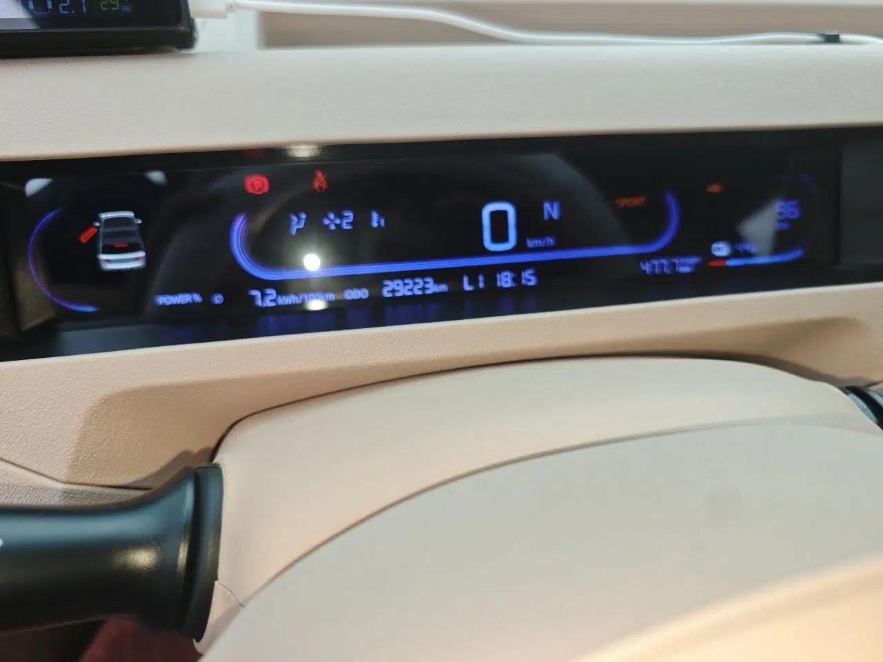 Geely Galaxy Panda 2023 Panda Mini 200km Endurance Bear — миниатюра 12