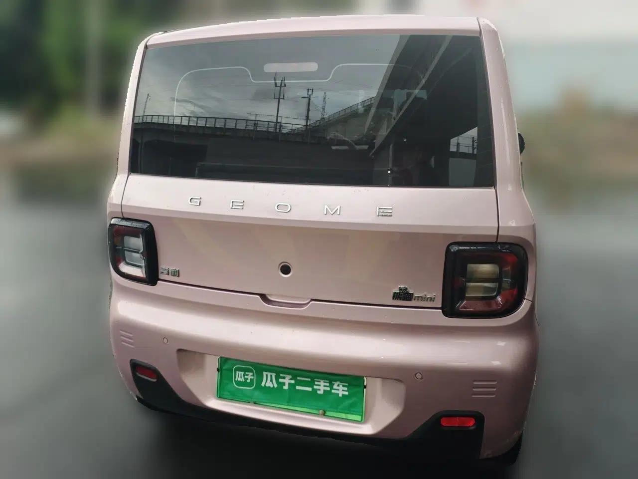 Geely Galaxy Panda 2023 Panda Mini 200km Endurance Bear — миниатюра 5