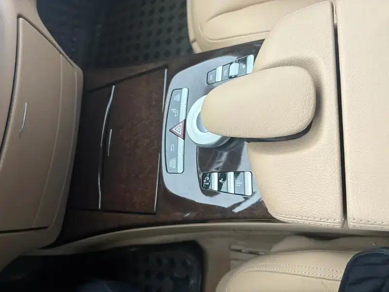 Mercedes-Benz S-Class 2012 S 300 L Grand Edition — миниатюра 24