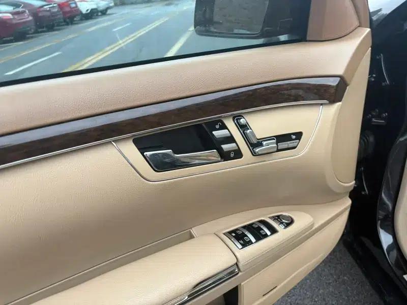 Mercedes-Benz S-Class 2012 S 300 L Grand Edition — миниатюра 28