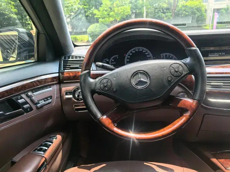 2011 Mercedes-Benz S-Class S 500 L CGI 4MATIC — миниатюра 18