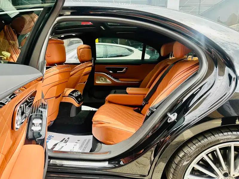 2022 Mercedes-Benz S-Class 4.0T Automatic 4WD 5-seater (Parallel Import) — миниатюра 11
