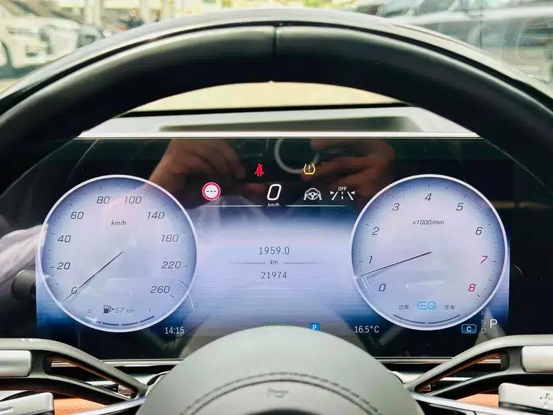 2022 Mercedes-Benz S-Class 4.0T Automatic 4WD 5-seater (Parallel Import) — миниатюра 8