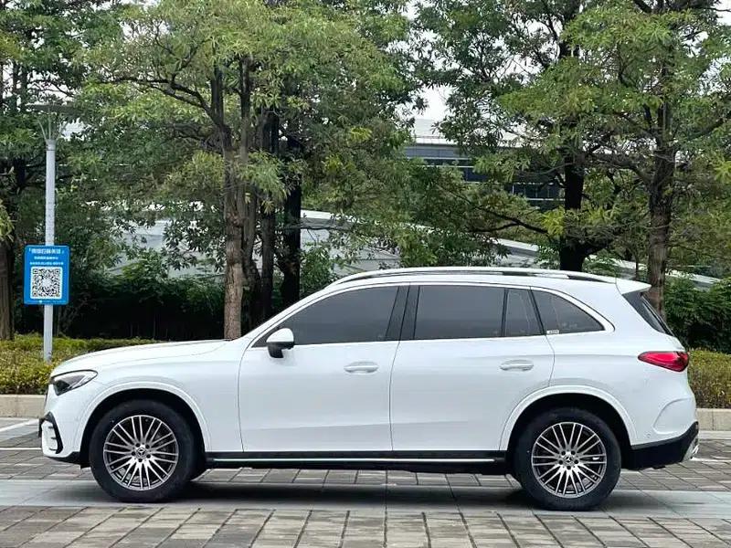 2024 Mercedes-Benz GLC 300 L 4MATIC Dynamic 5-seater — миниатюра 3