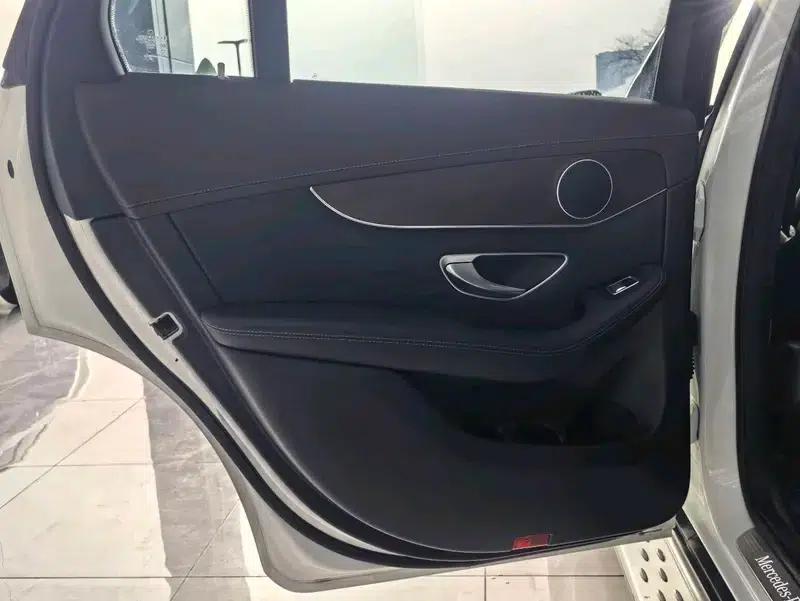2021 Mercedes-Benz GLC 260 L 4MATIC Dynamic — миниатюра 11