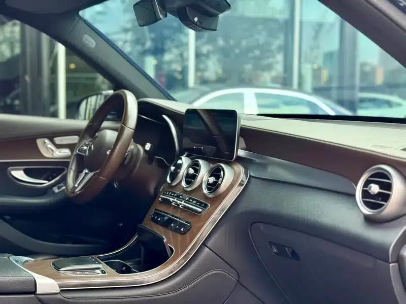 2020 Mercedes-Benz GLC 300 L 4MATIC Dynamic — миниатюра 23