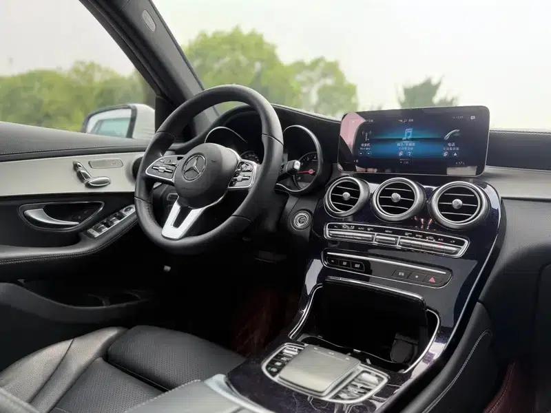 2020 Mercedes-Benz GLC 260 L 4MATIC Dynamic — миниатюра 8