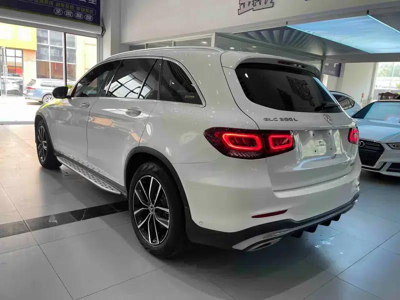 2020 Mercedes-Benz GLC 300 L 4MATIC Dynamic — миниатюра 5