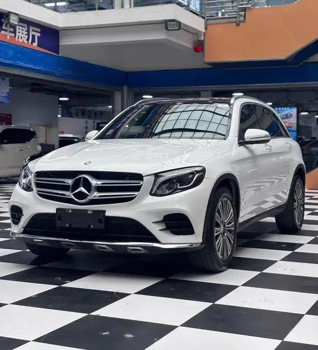 2017 Mercedes-Benz GLC 260 4MATIC Dynamic — миниатюра 1