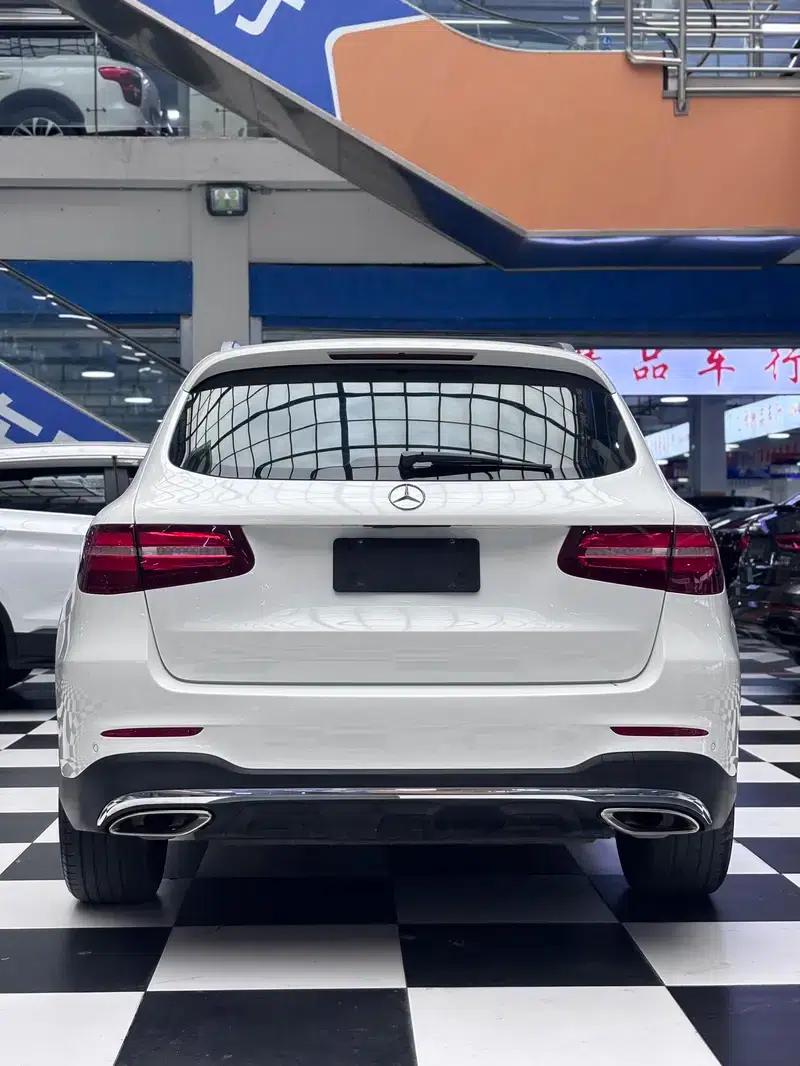 2017 Mercedes-Benz GLC 260 4MATIC Dynamic — миниатюра 3