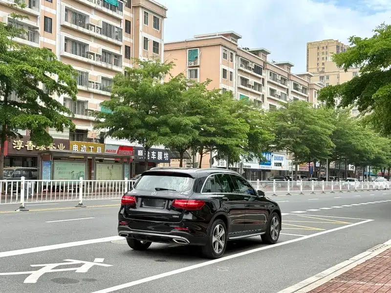 2017 Mercedes-Benz GLC 300 4MATIC Dynamic — миниатюра 6